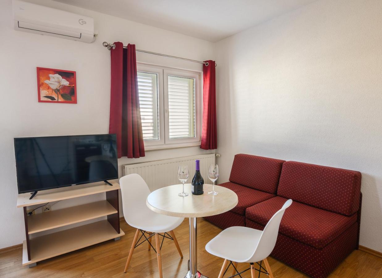Apartments Blatancic Βόντιτσε Εξωτερικό φωτογραφία